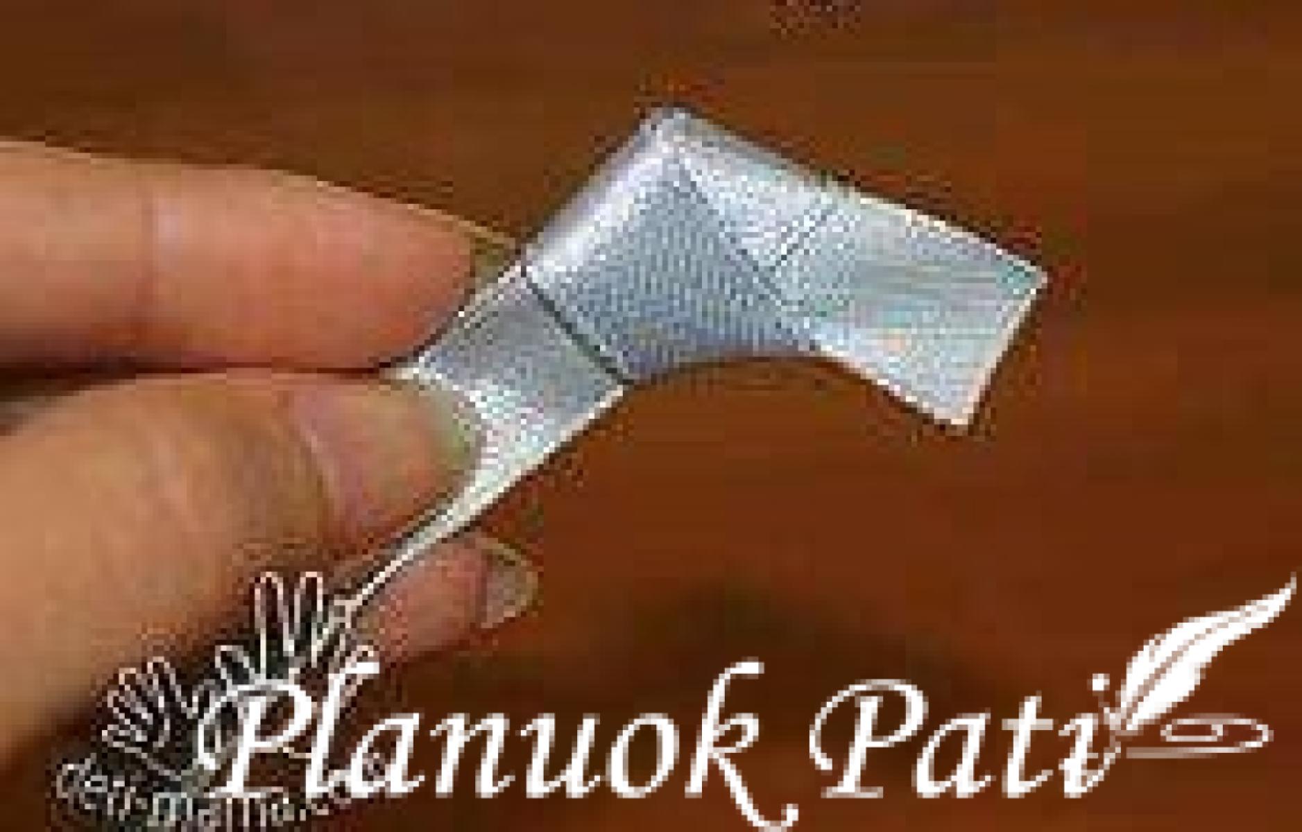 Gėlė iš mazgelių