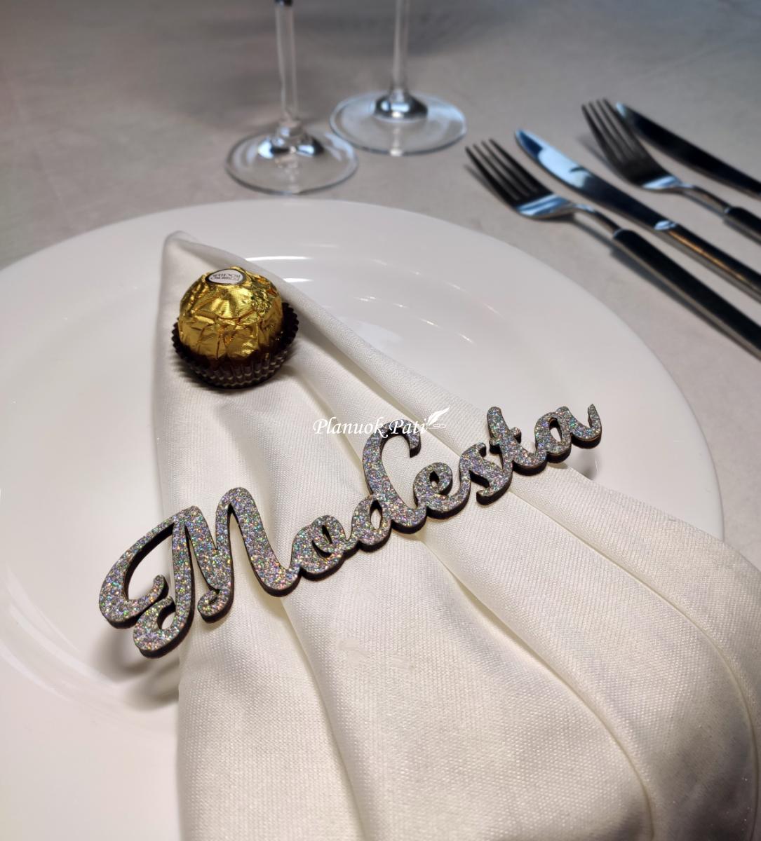 Stalo kortelė vardas magnetukas