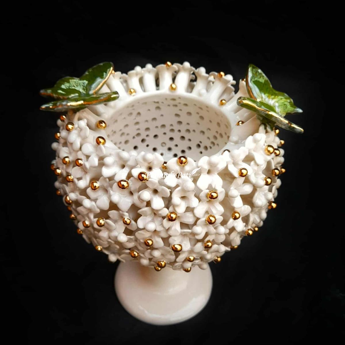 Šeimos židinys - Pienė su drugeliais