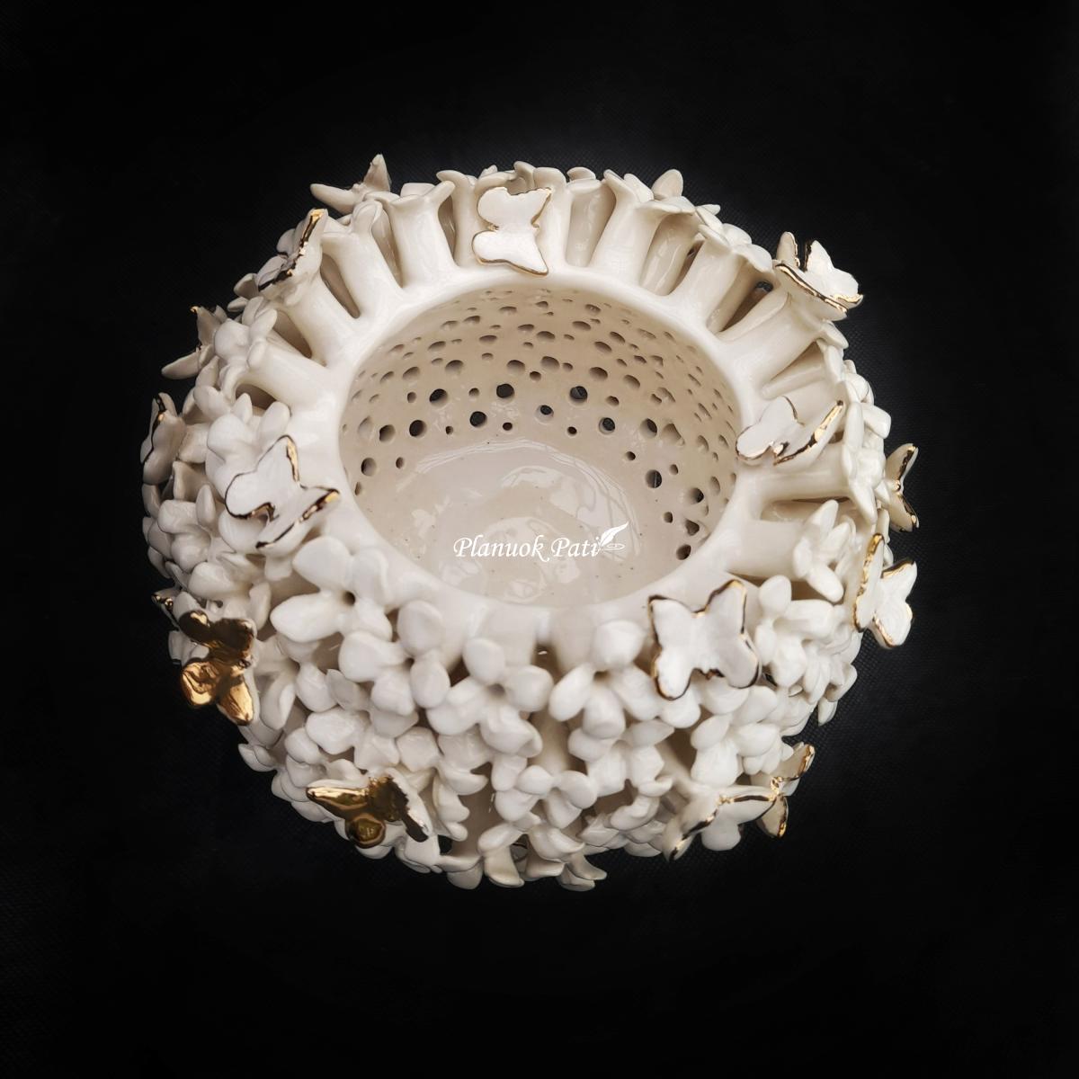 Šeimos židinys - Pienė su drugeliais