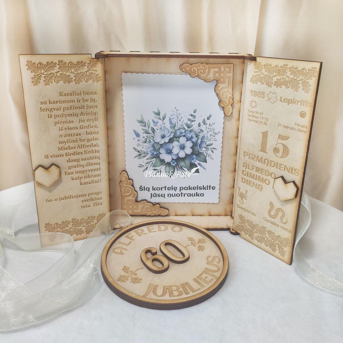 Atverčiami rėmeliai jubiliejui