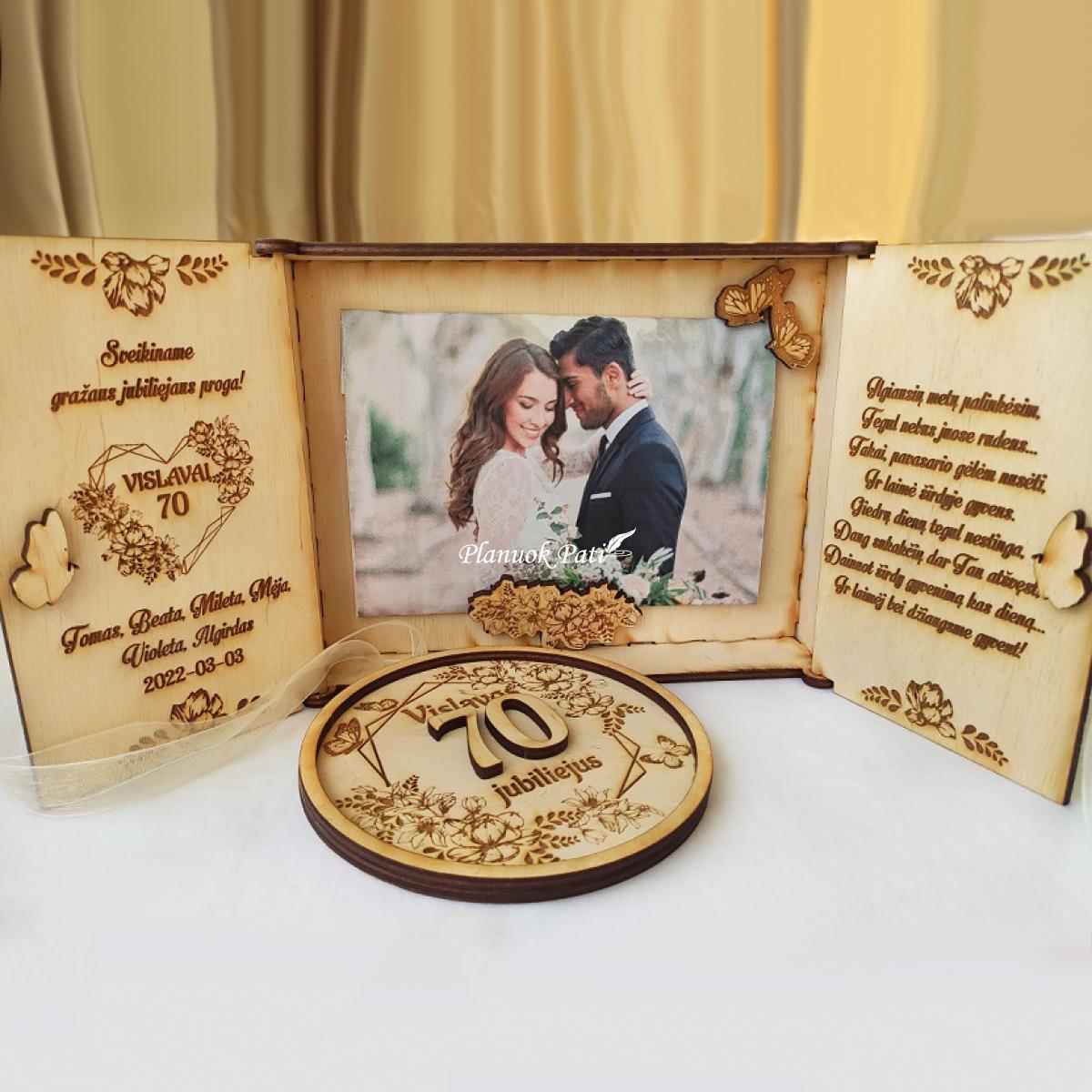 Atverčiami rėmeliai jubiliejui