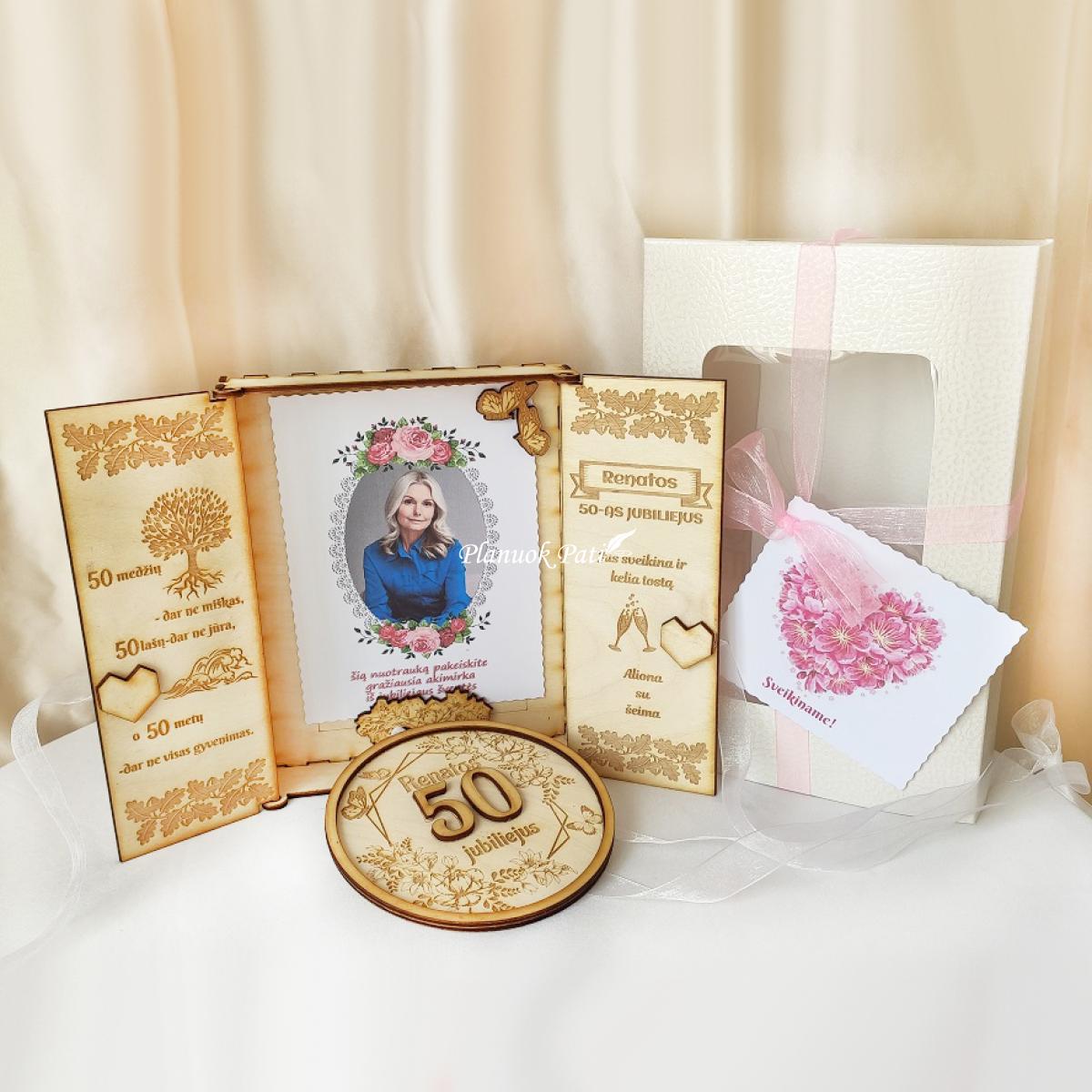 Atverčiami rėmeliai jubiliejui