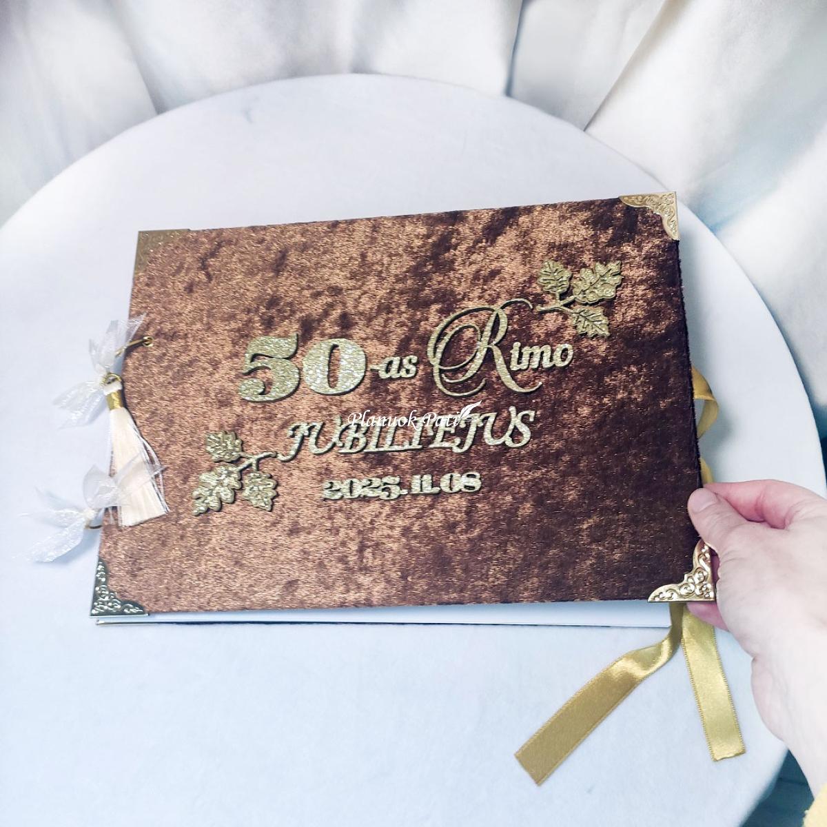 Albumas svečių palinkėjimams Ąžuolo lapai