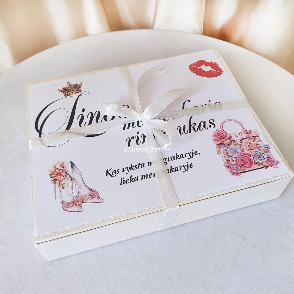 Mergvakario rinkinukas nuotakai