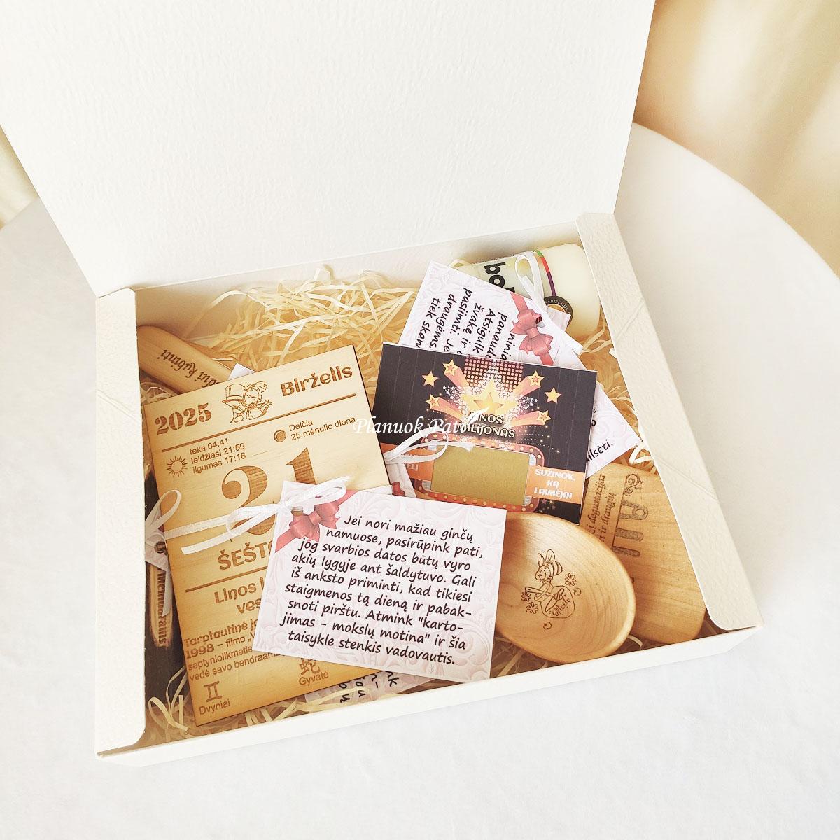 Mergvakario rinkinukas nuotakai