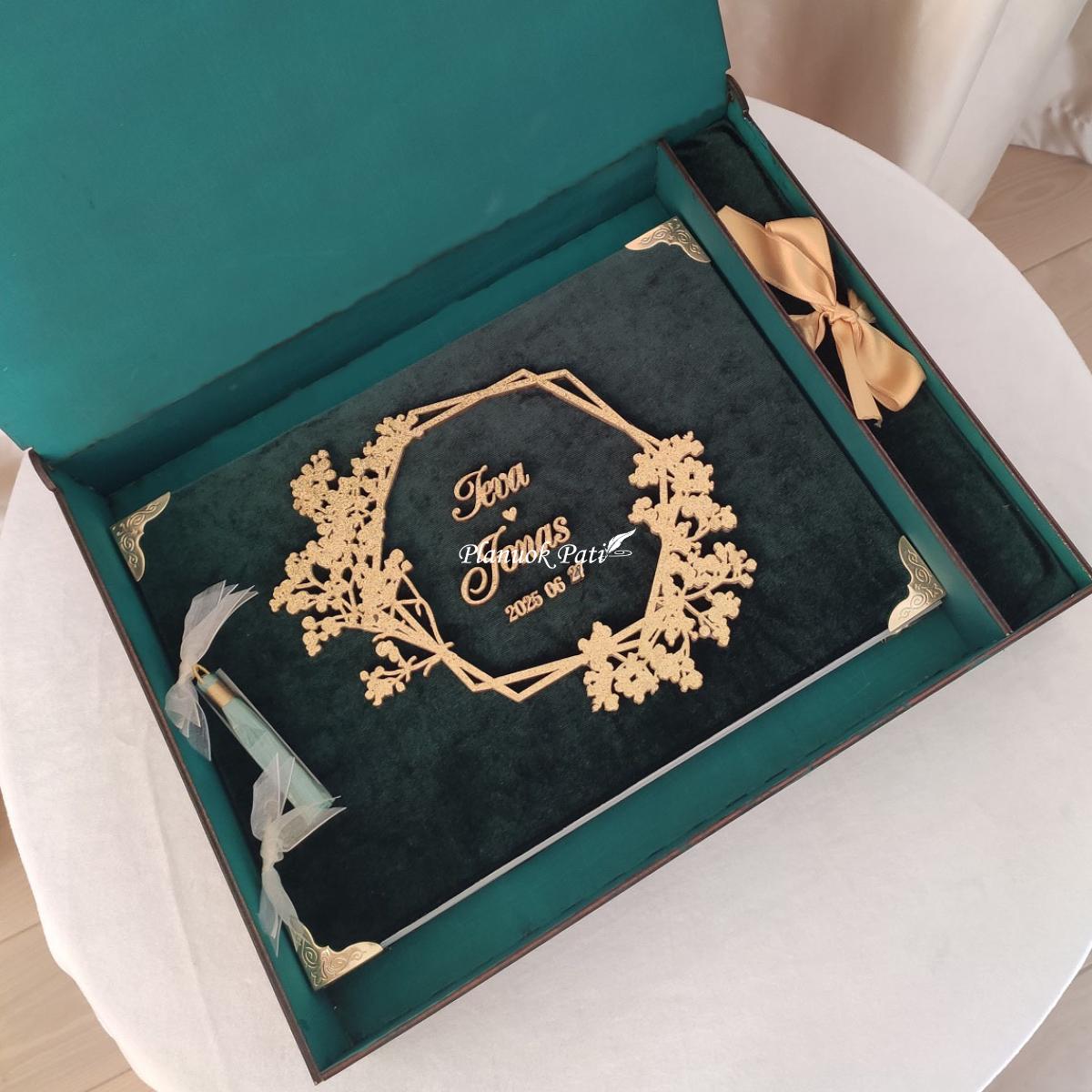 Svečių palinkėjimų knyga Guboja