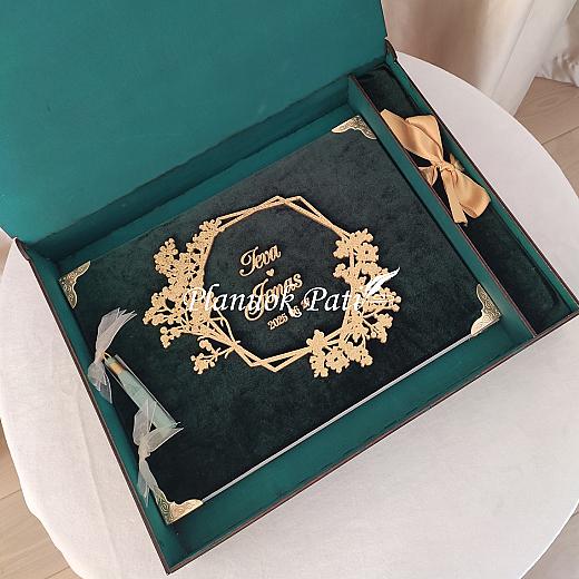 Svečių palinkėjimų knyga Guboja