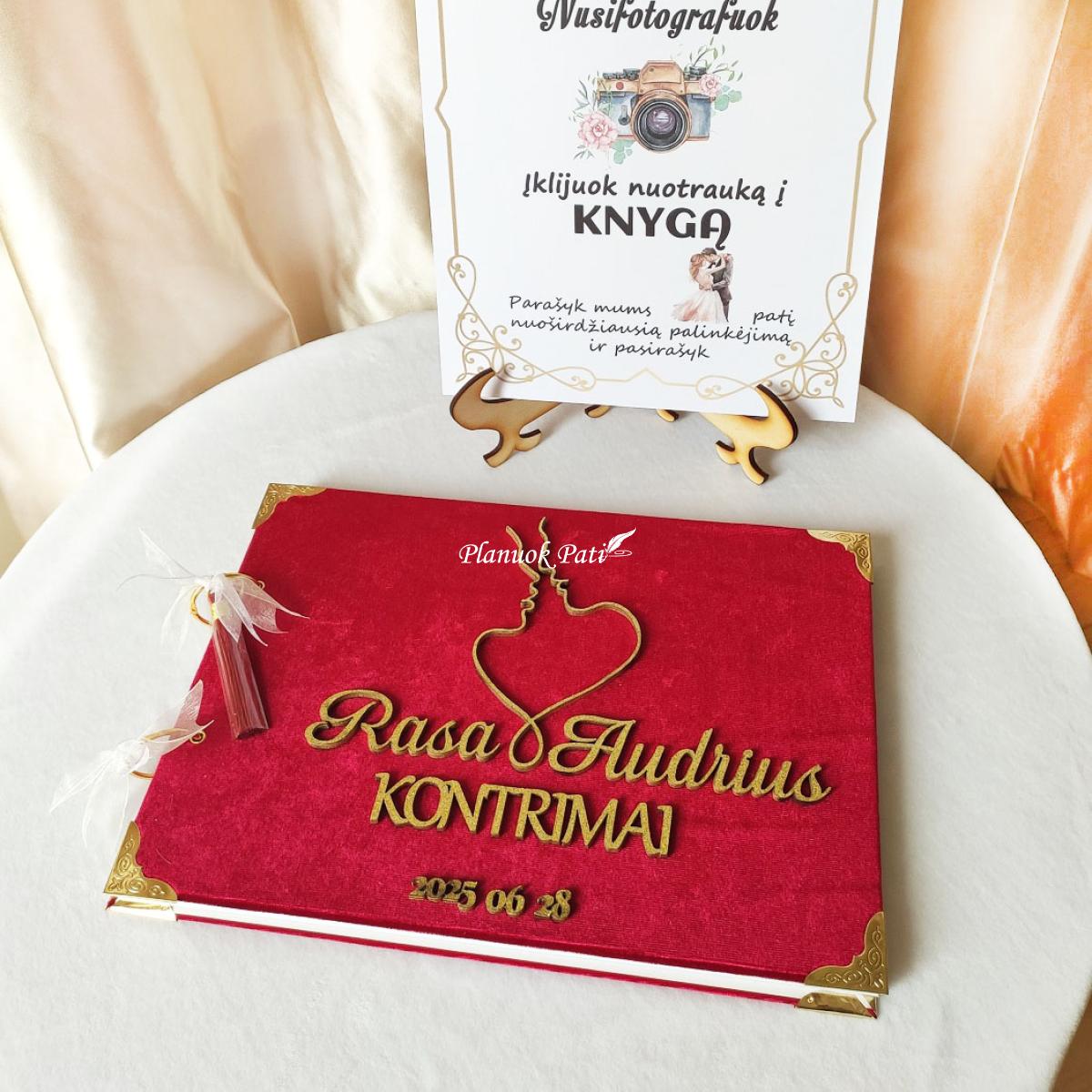 Svečių palinkėjimų knyga Meilės Žvilgsnis