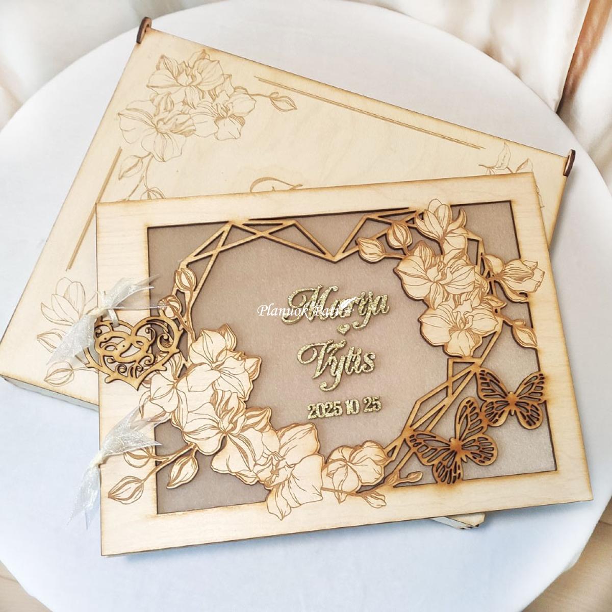 Palinkėjimų albumas orchidėjų žiedai