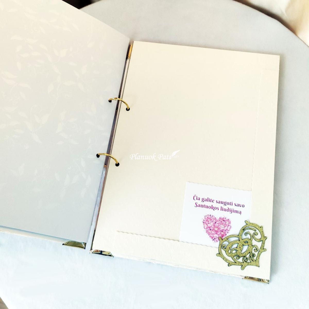 Prabangus segtuvas santuokos dokumentui