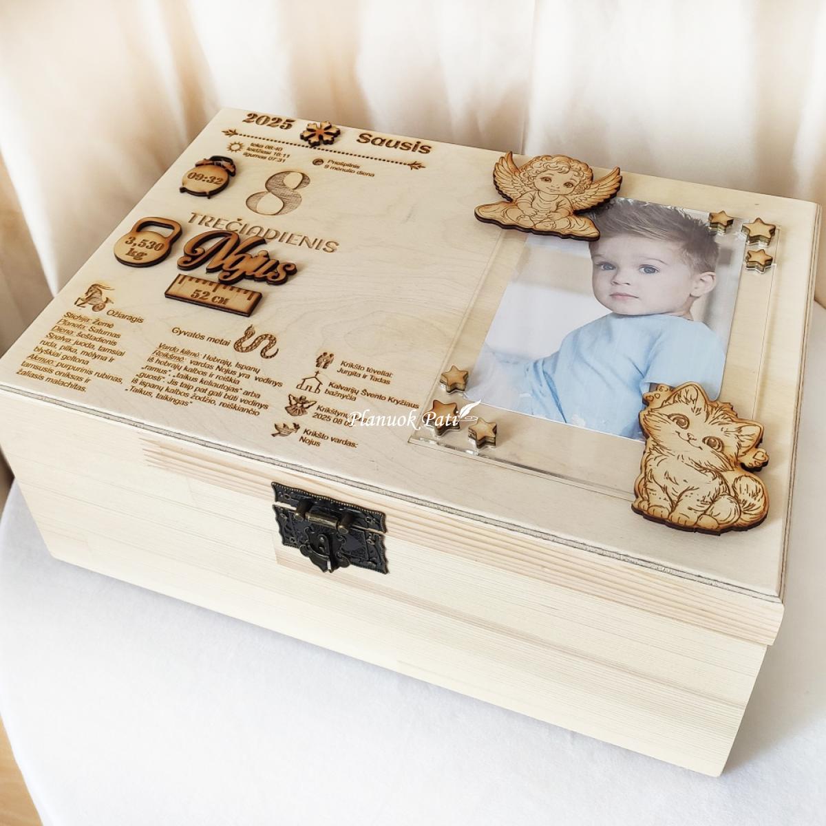 Krikštadėžė su metriku