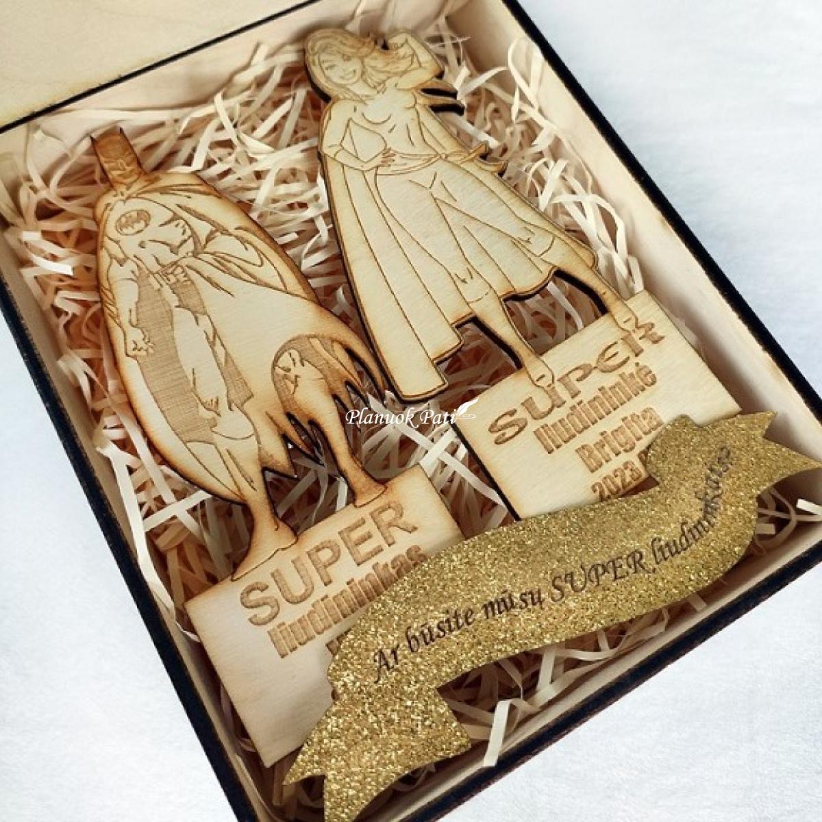 Pakvietimas arba padėka liudininkams/piršliams - superherojų magnetukai dėžutėje