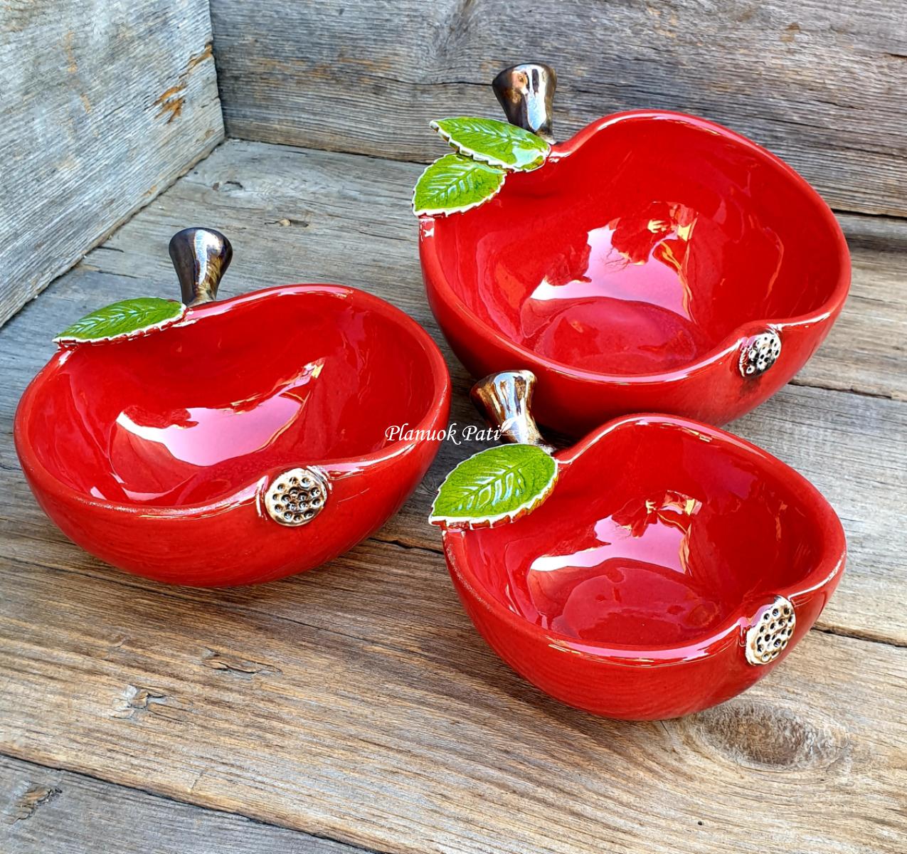 Dovana tėveliams - Obuoliukas (raudonas)