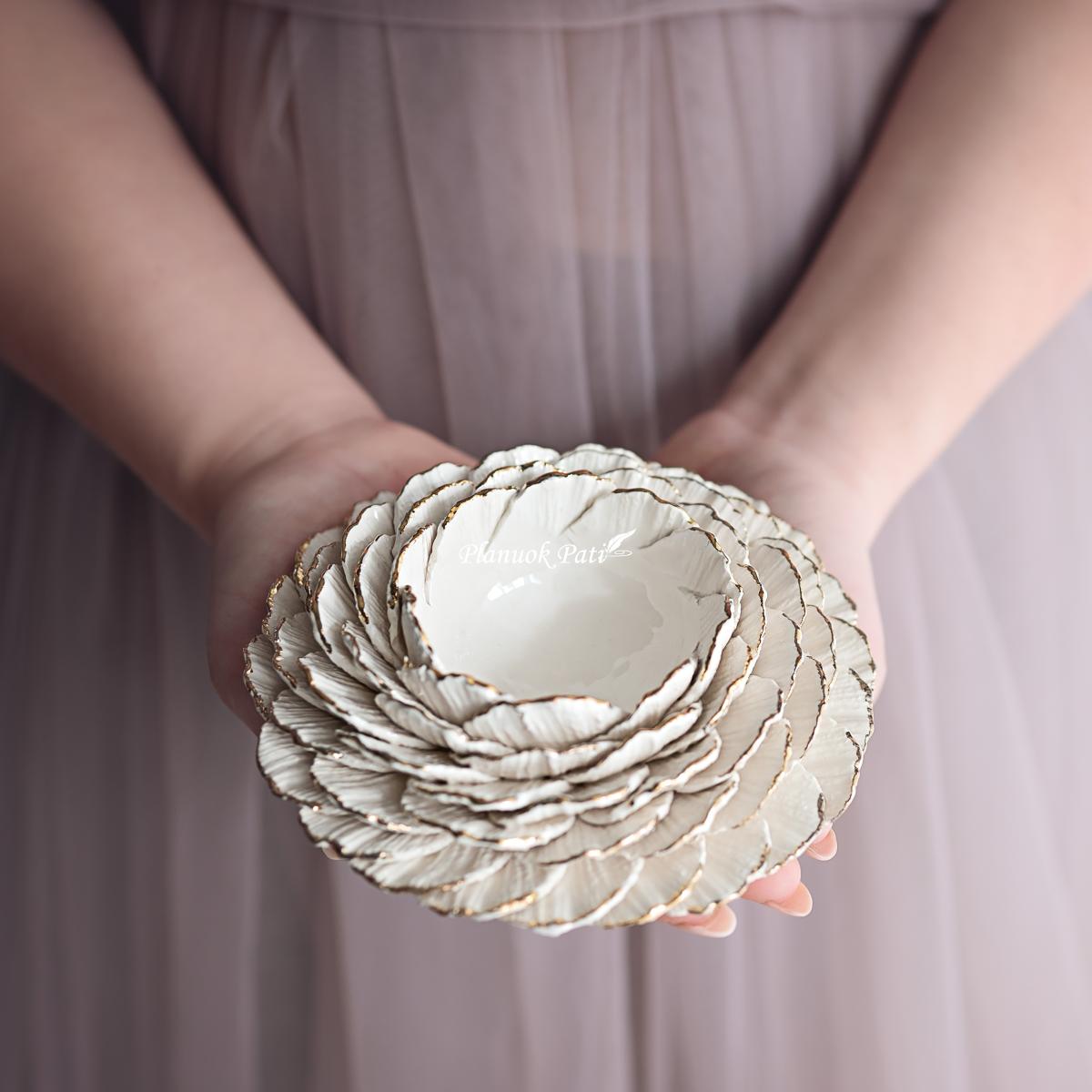 Šeimos židinys - Bijūninė rožė