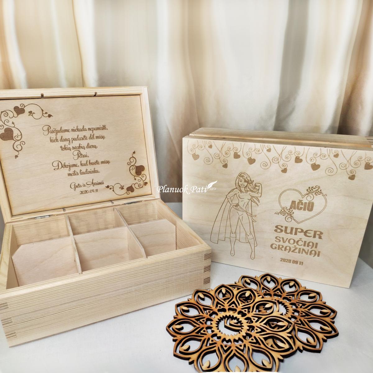 Medinė arbatos dėžutė - dovana liudininkams (6 skyrių)