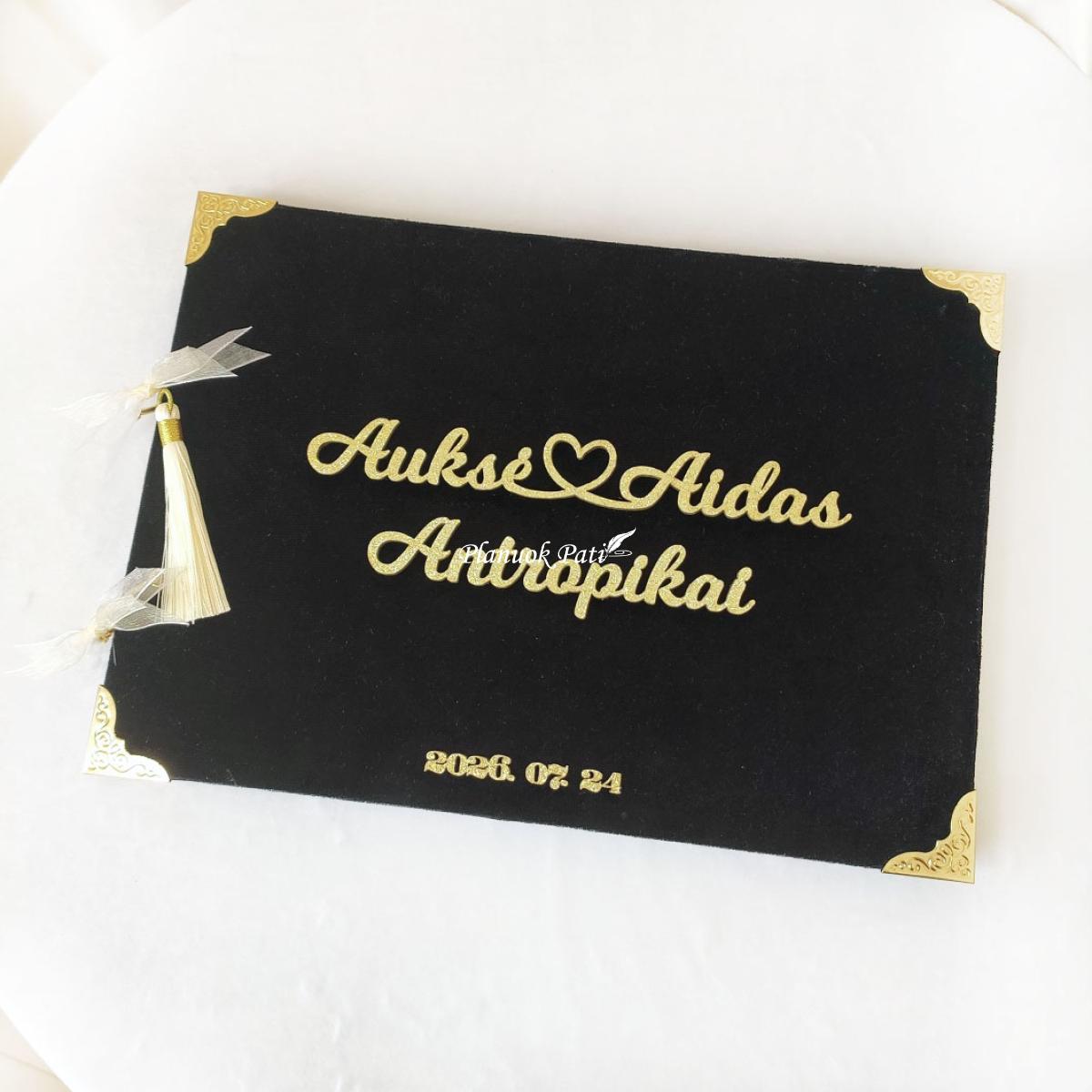 Vestuvinė palinkėjimų knyga Širdies Gija