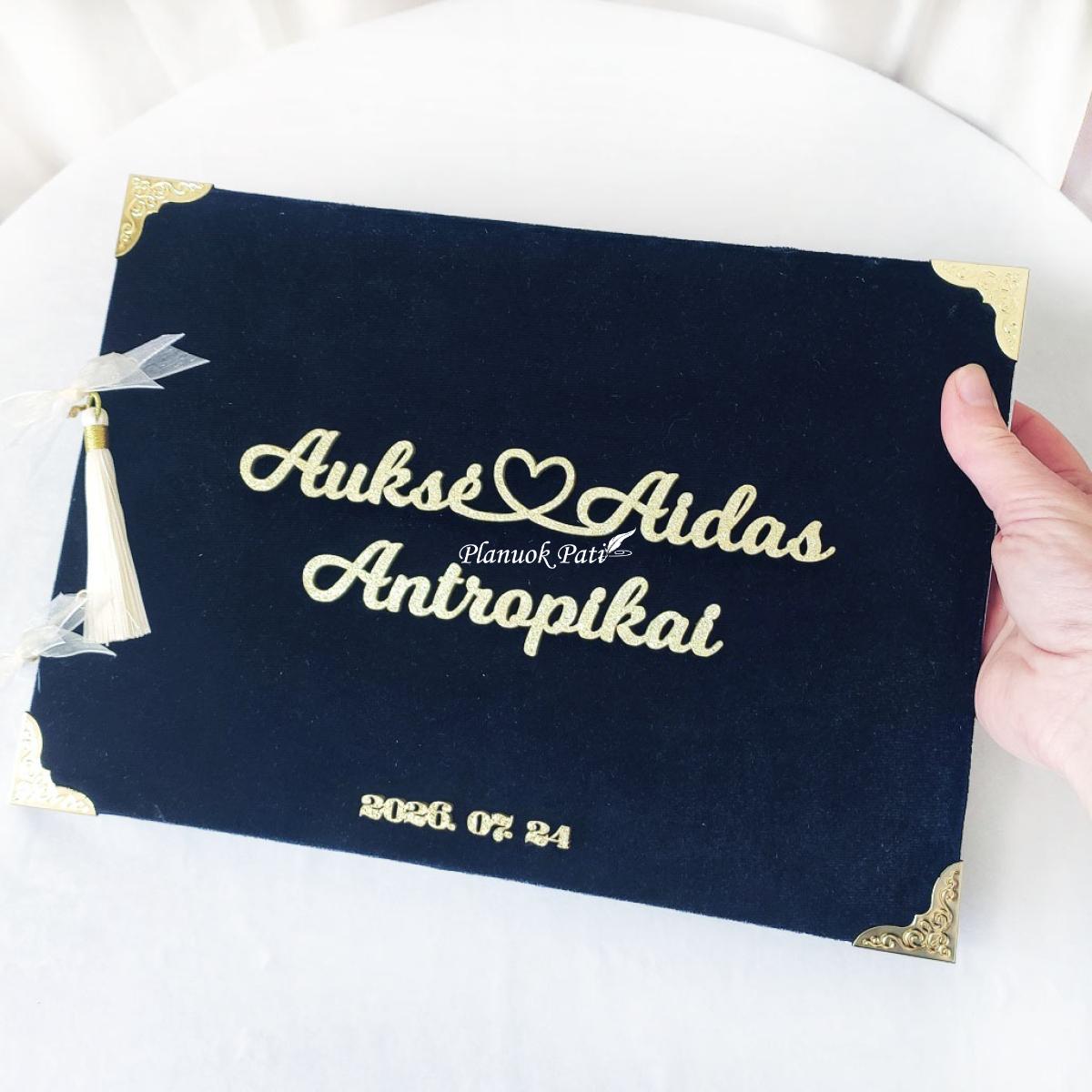 Vestuvinė palinkėjimų knyga Širdies Gija