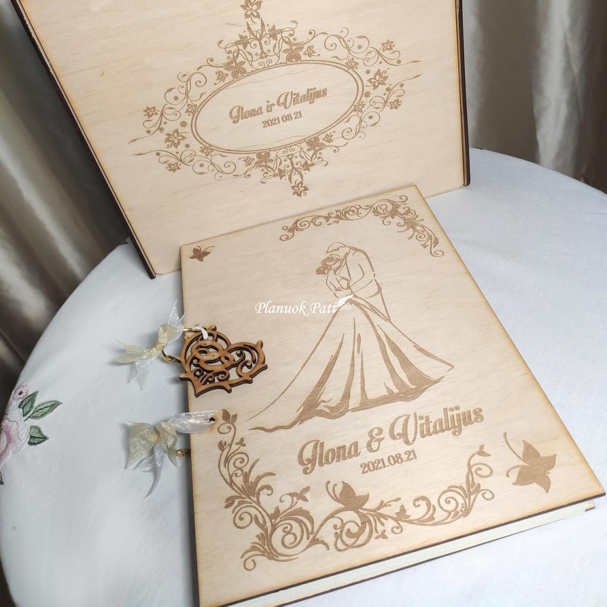 Svečių palinkėjimų knyga A4 formato