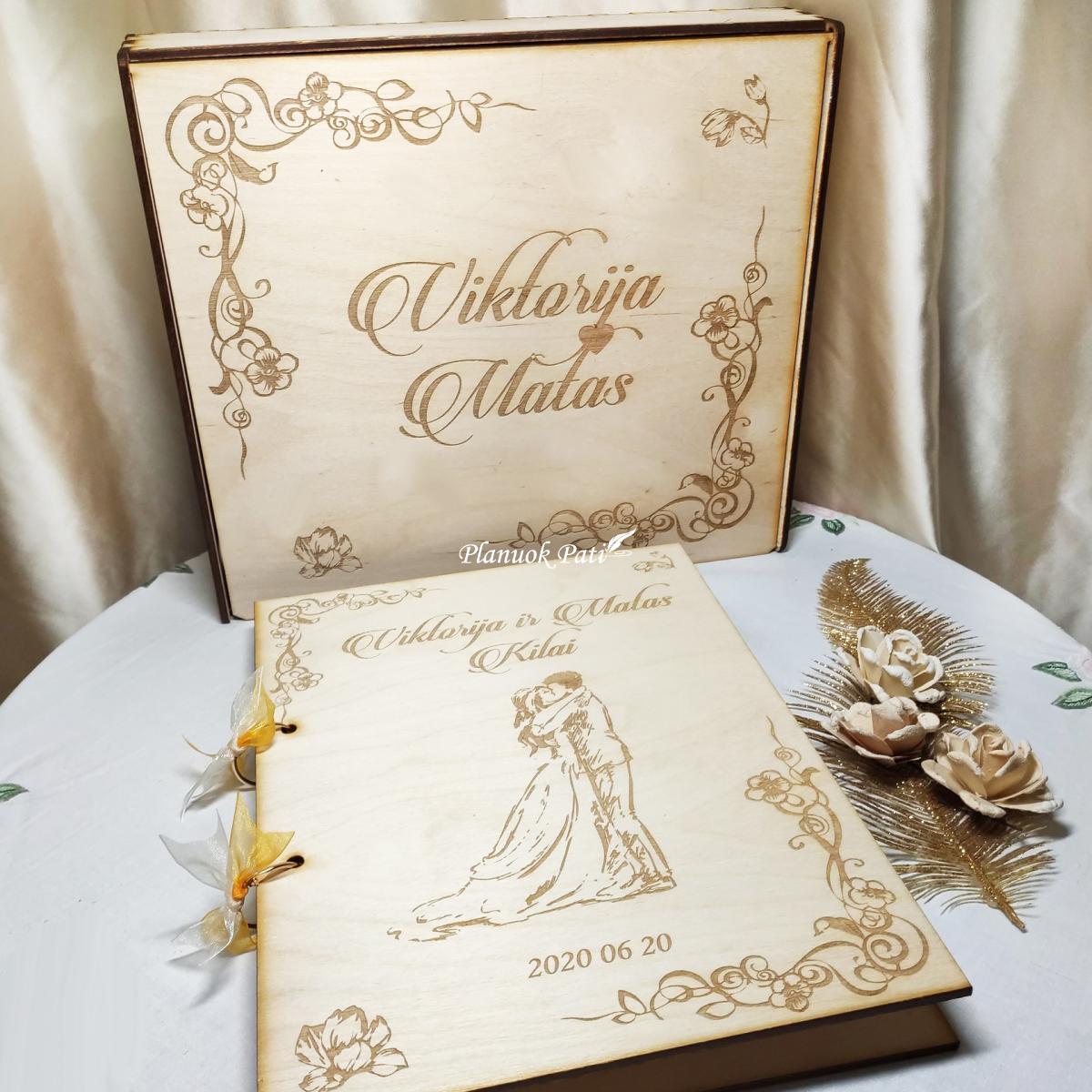 Svečių palinkėjimų knyga A4 formato