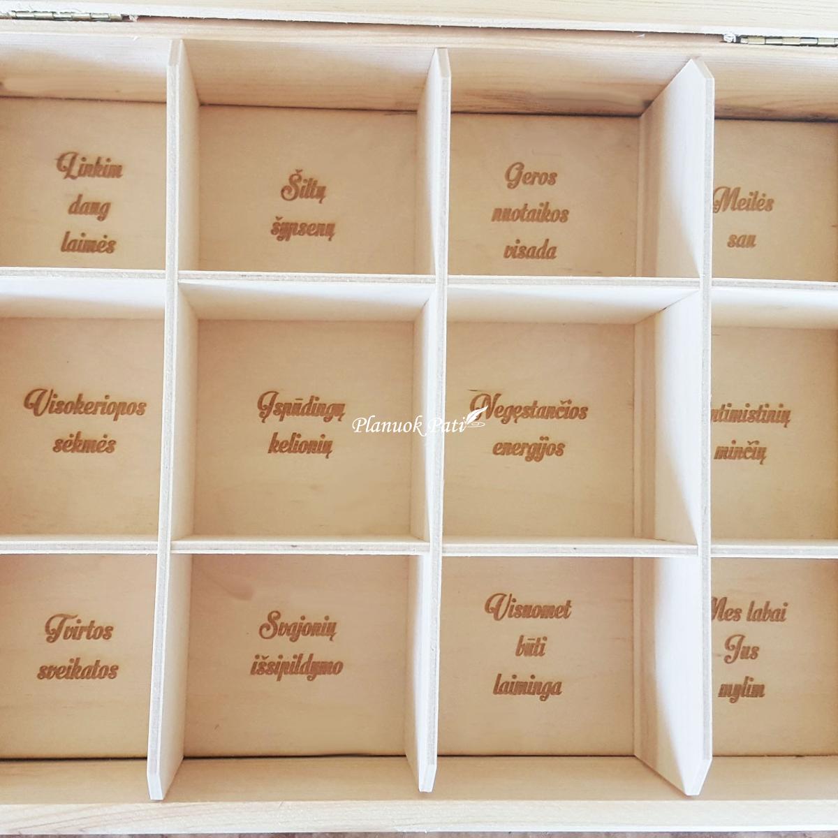 Medinė arbatos dėžutė - dovana tėveliams (12 skyrių)