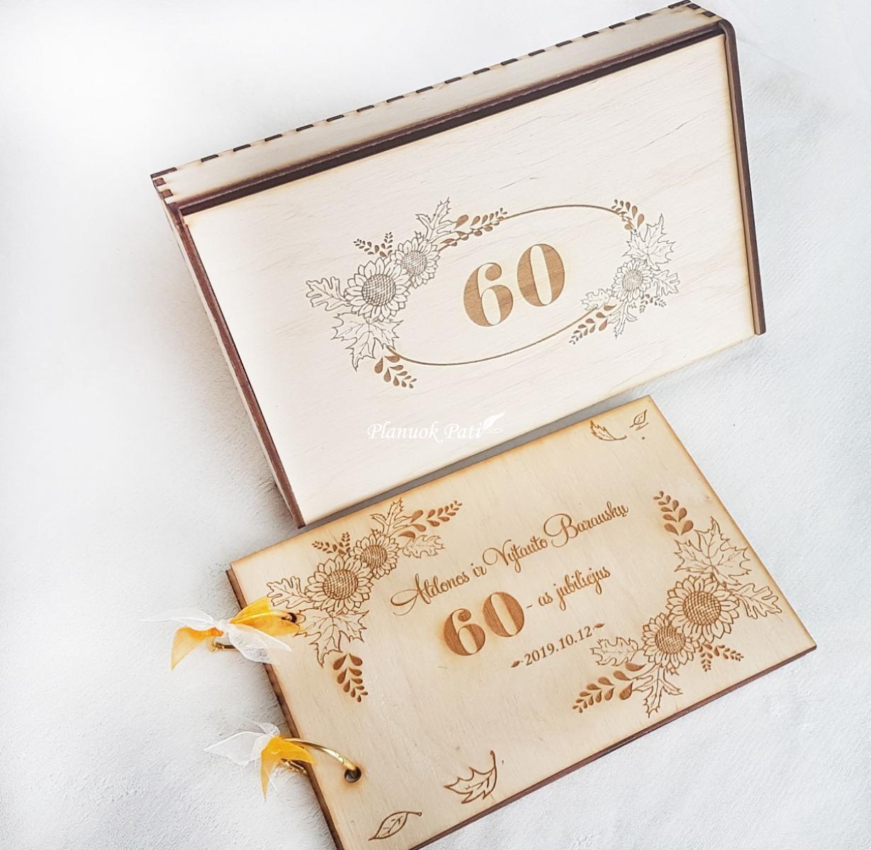 Jubiliejaus knyga dėžutėje (individualus dizainas)