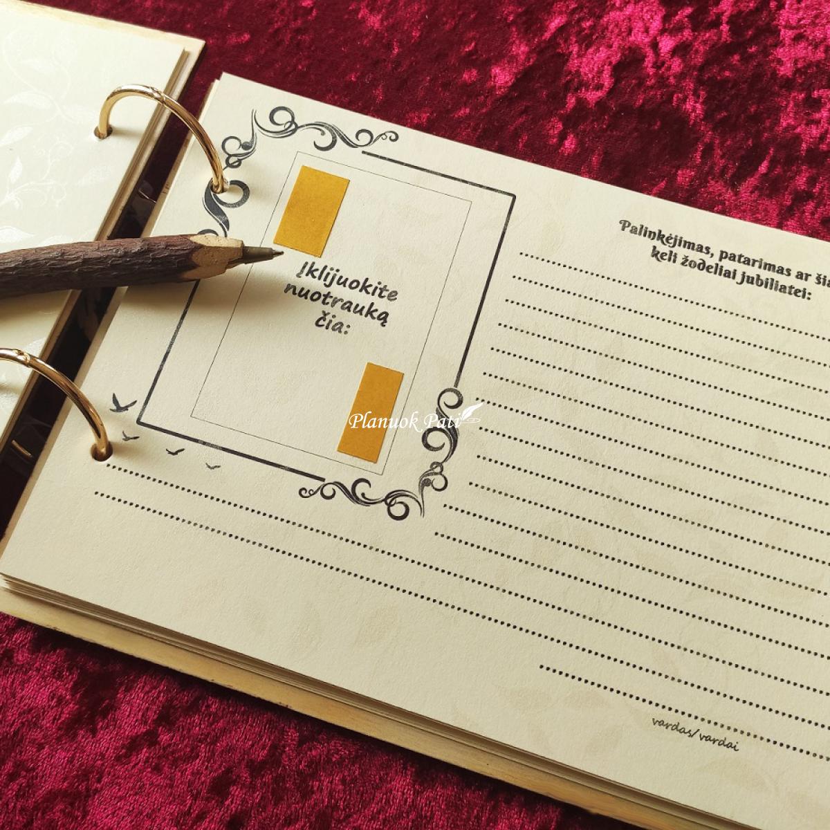 Jubiliejaus knyga dėžutėje (individualus dizainas)