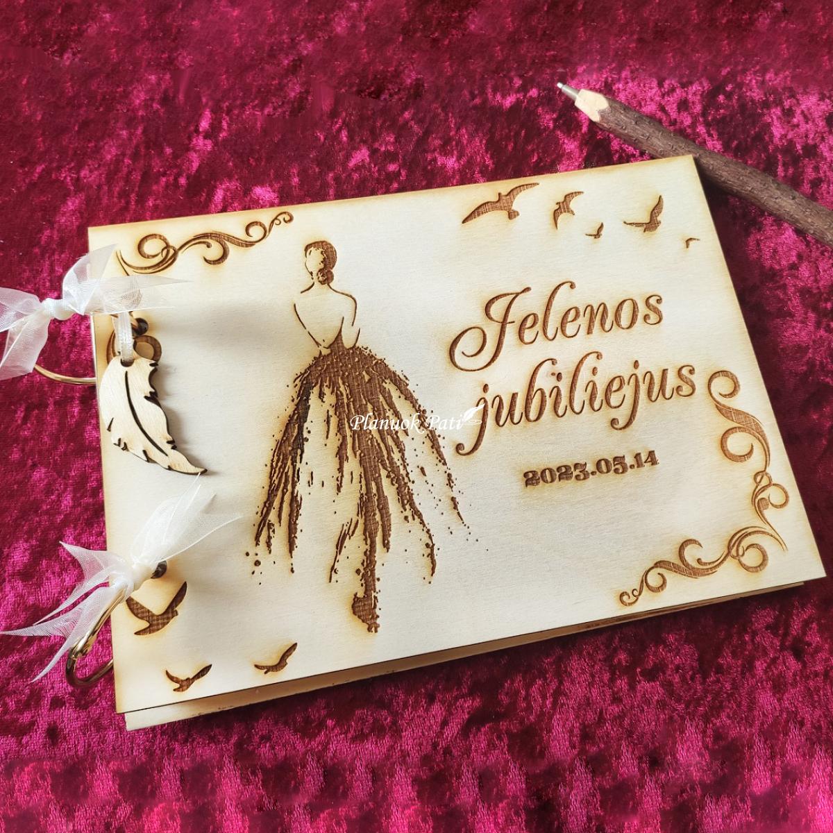 Jubiliejaus knyga dėžutėje (individualus dizainas)