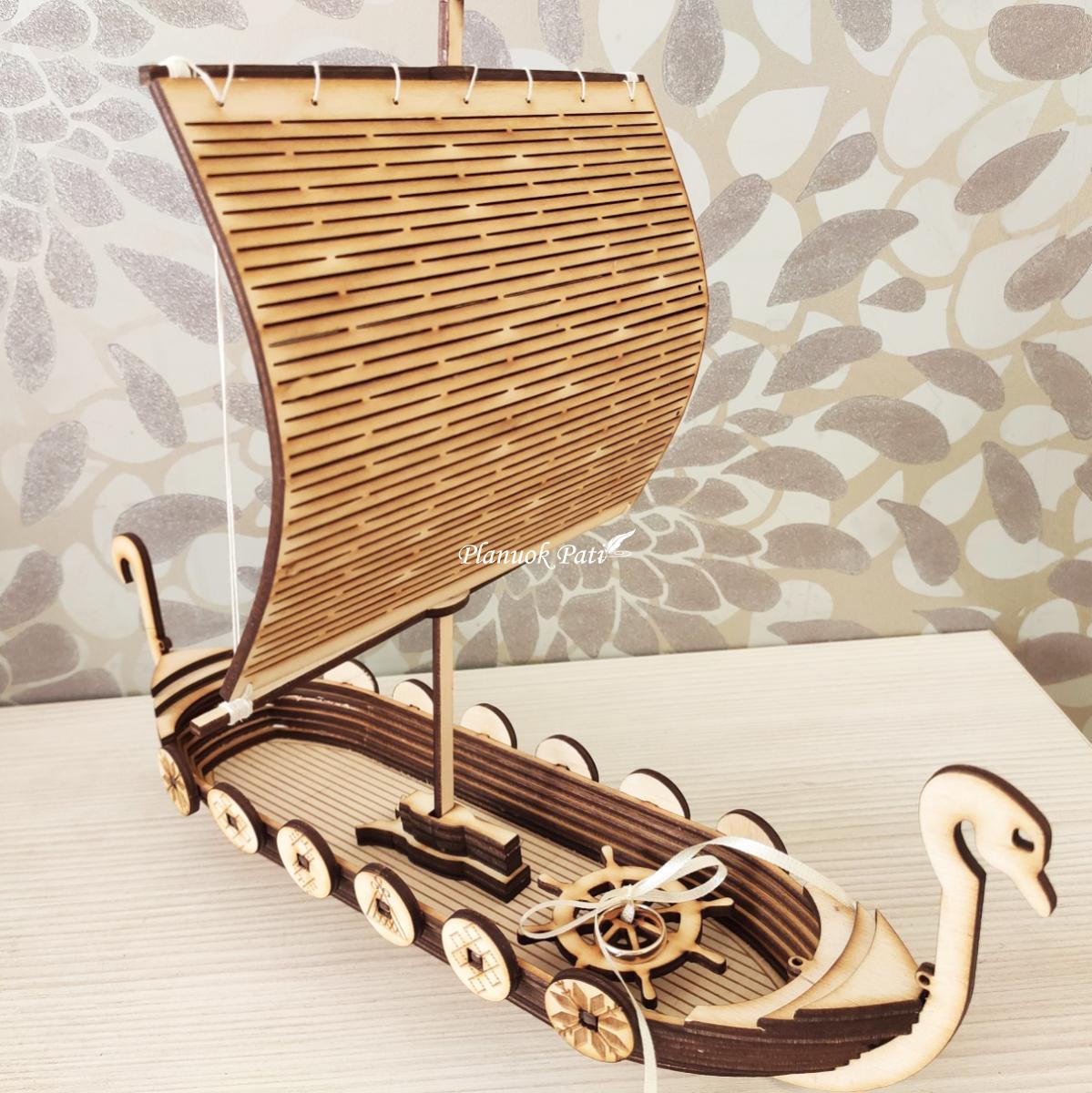 Laivas žiedams nešti