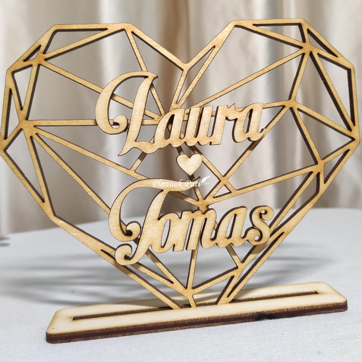 Dekoracija su stoveliu