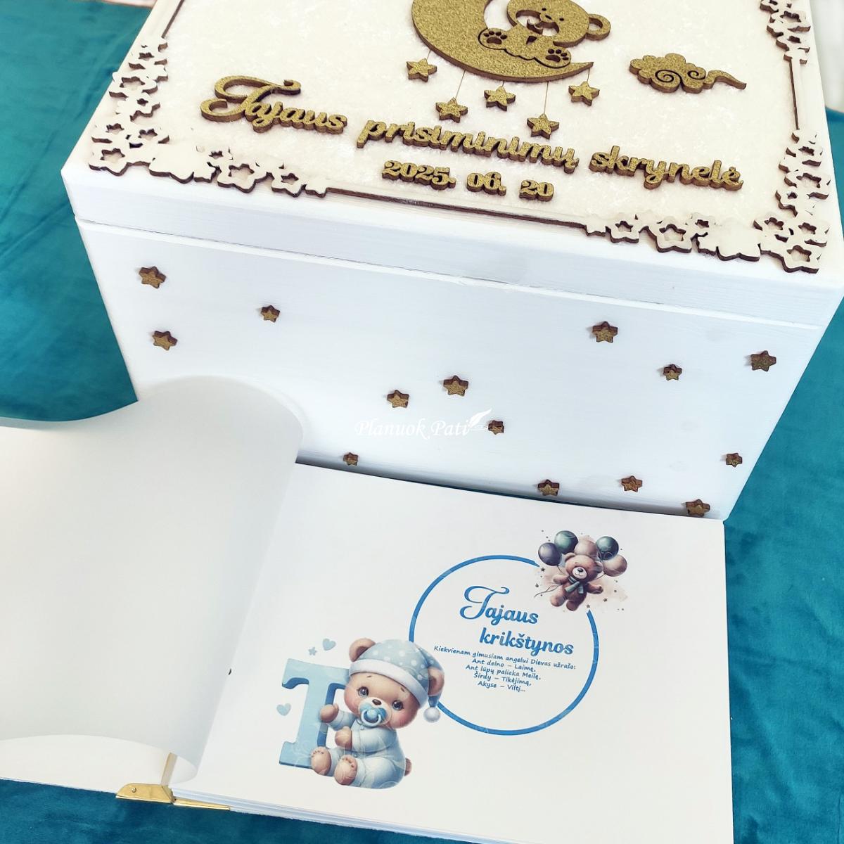 Krikštadėžė ir krikštynų knyga Ant mėnulio krašto