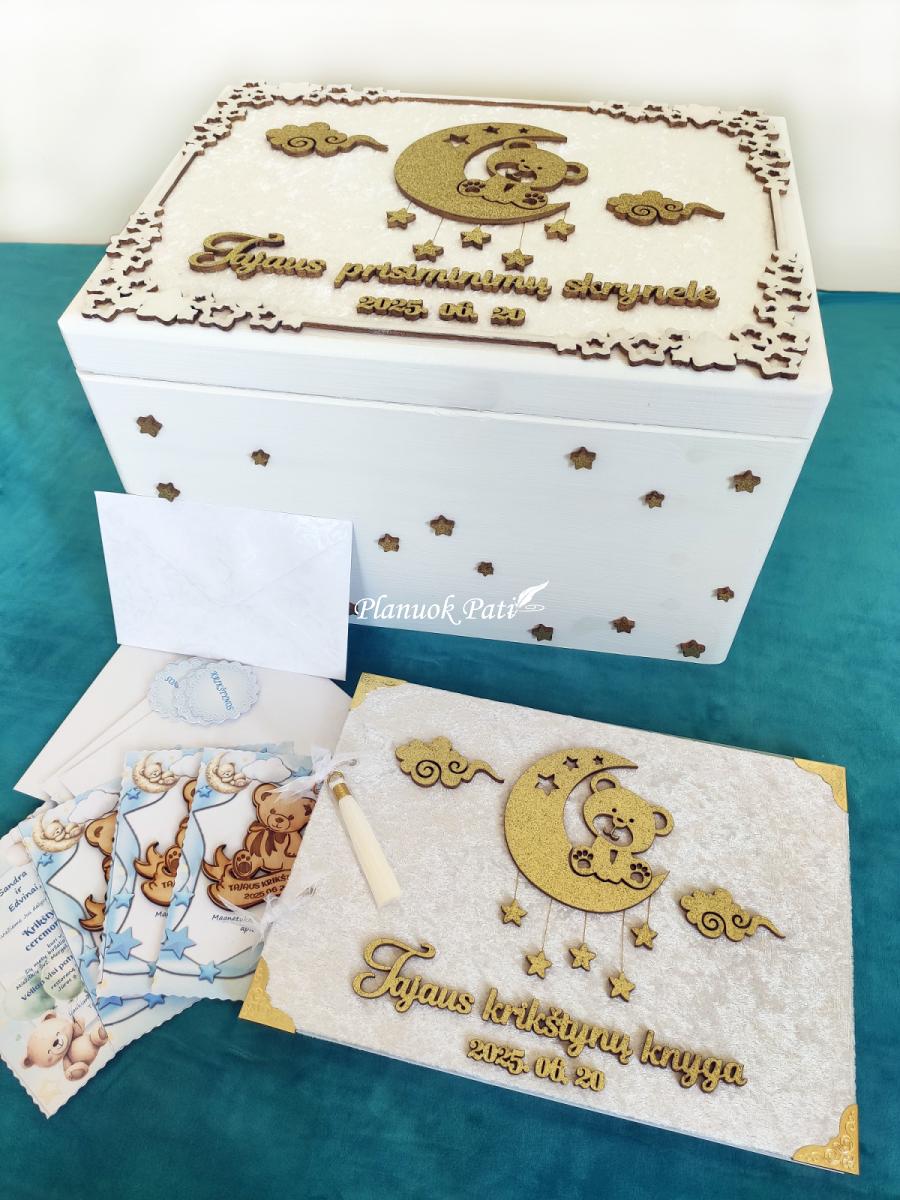 Krikštadėžė ir krikštynų knyga Ant mėnulio krašto