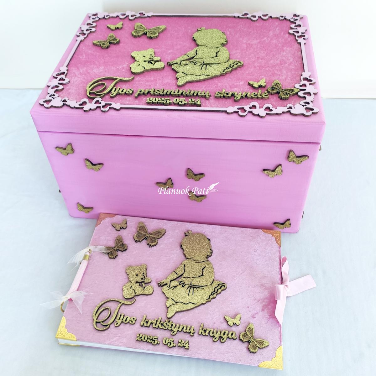 Krikštadėžė ir krikštynų knyga Mergaitė su meškučiu