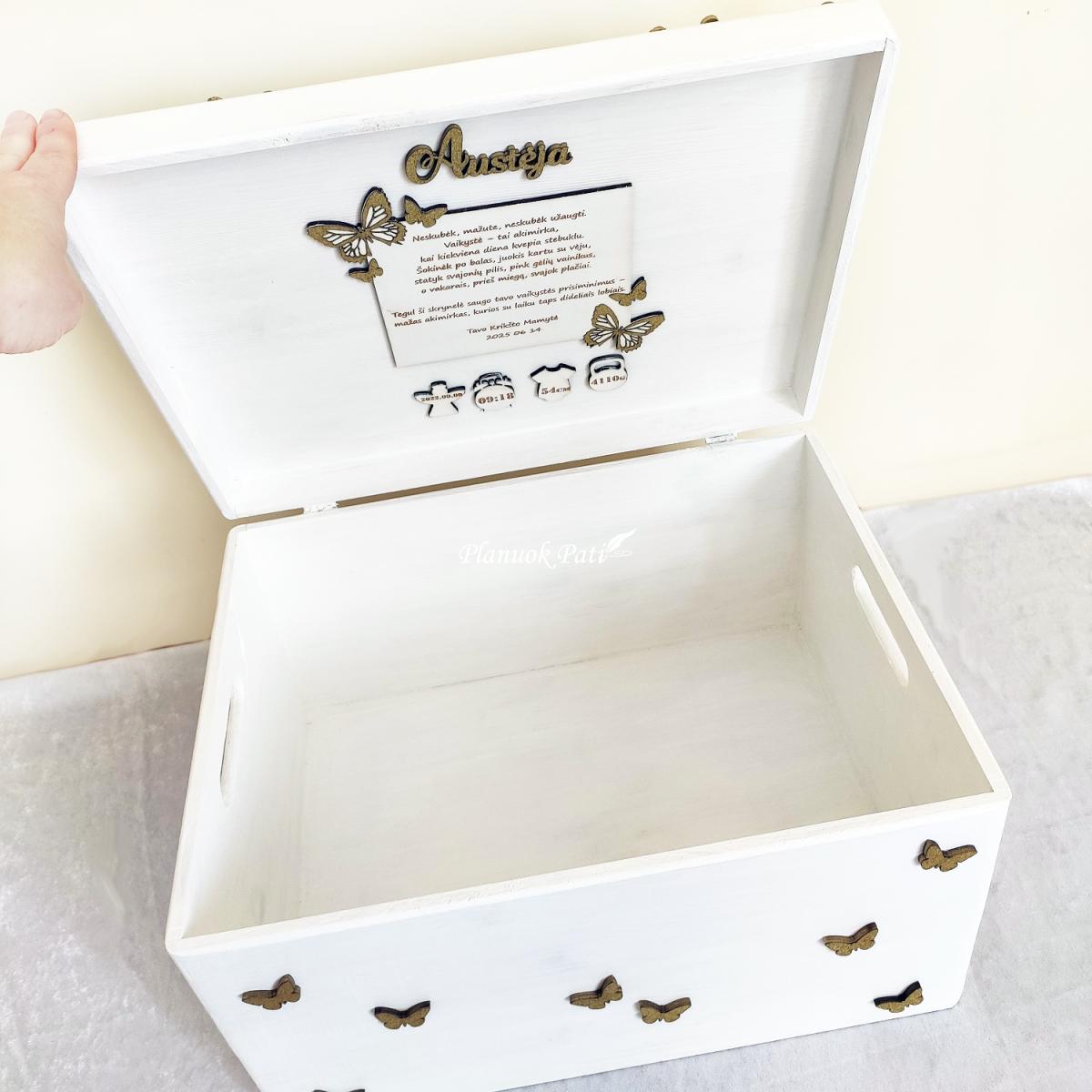 Krikštadėžė ir krikštynų knyga Mergaitė su meškučiu