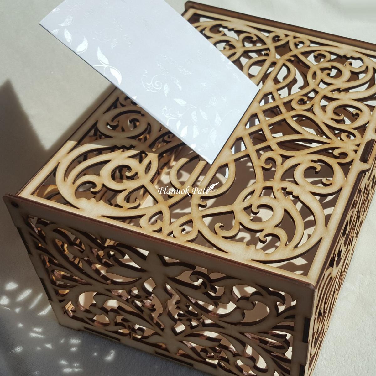 Medinė dėžutė vokams (didelė)