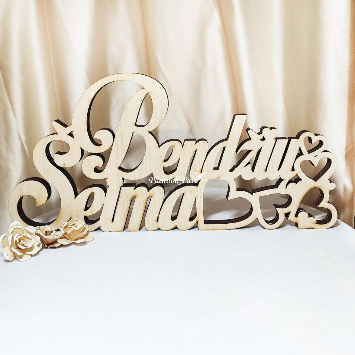 Pastatomas užrašas