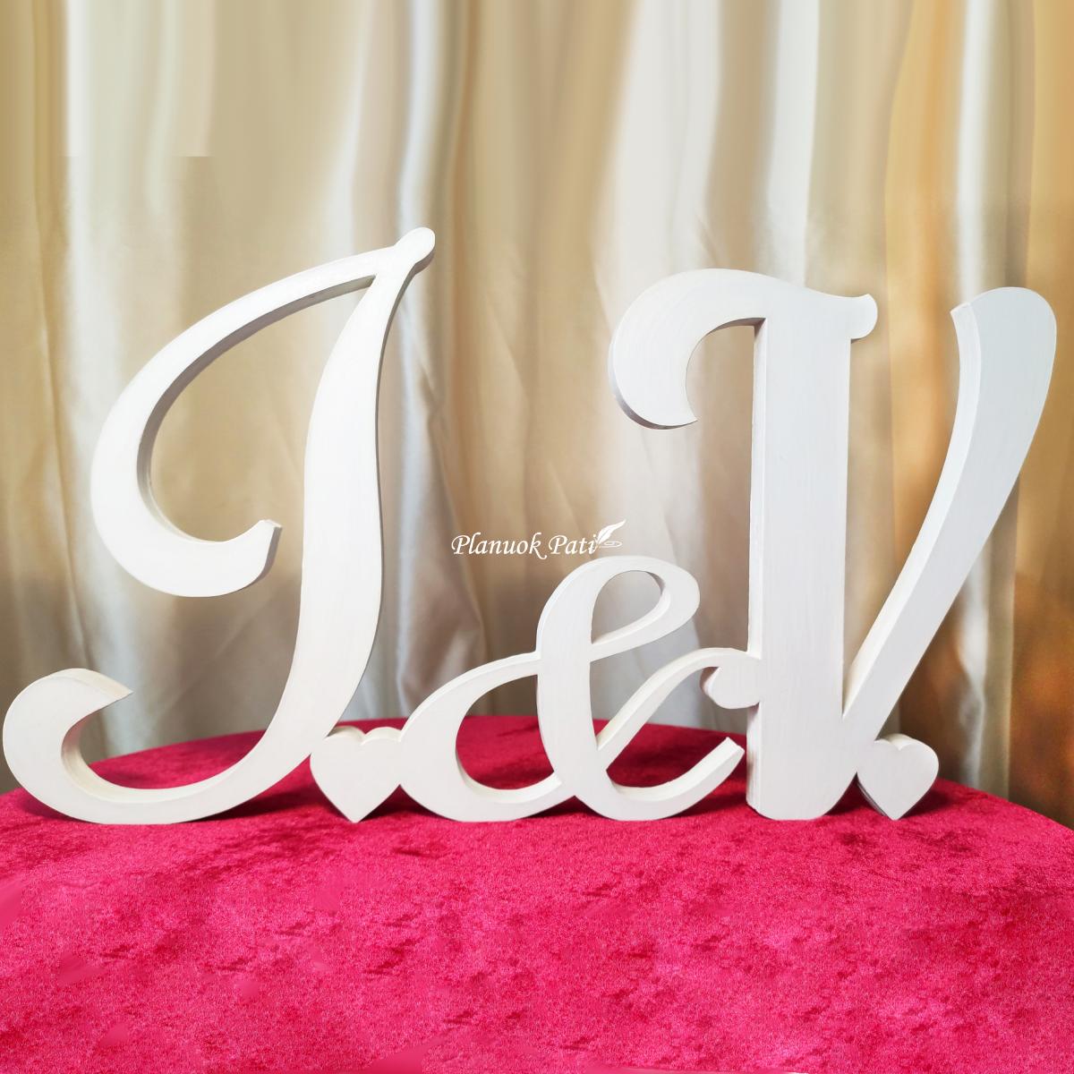 Pastatomas užrašas