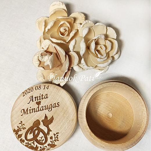 Apvali dėžutė vestuviniams žiedams (didesnė)