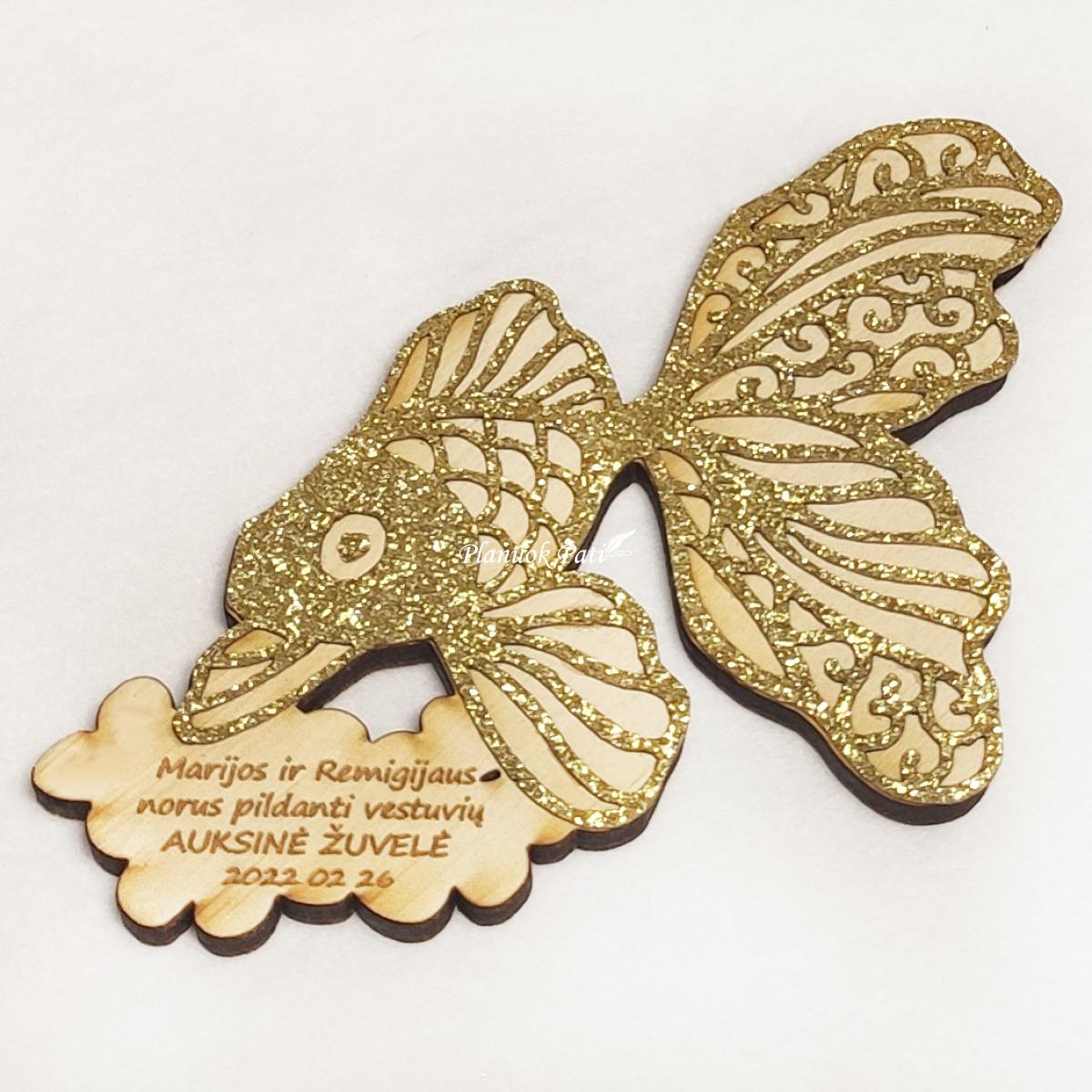 Norus pildanti auksinė žuvelė