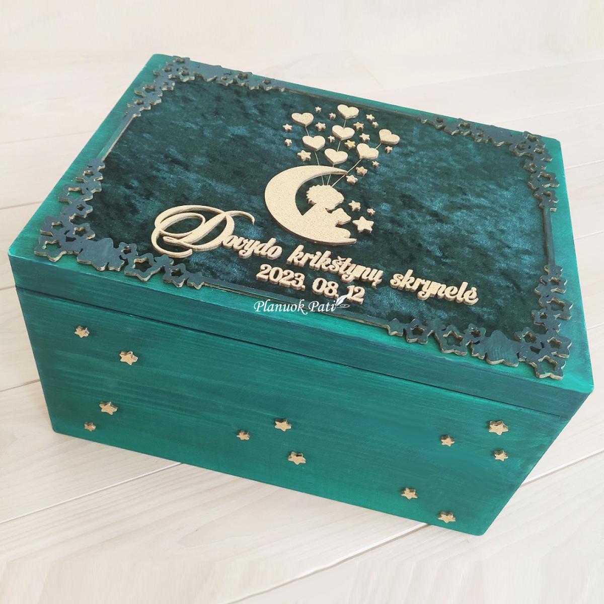 Krikštadėžė medis ir aksomas (40x30x22cm)