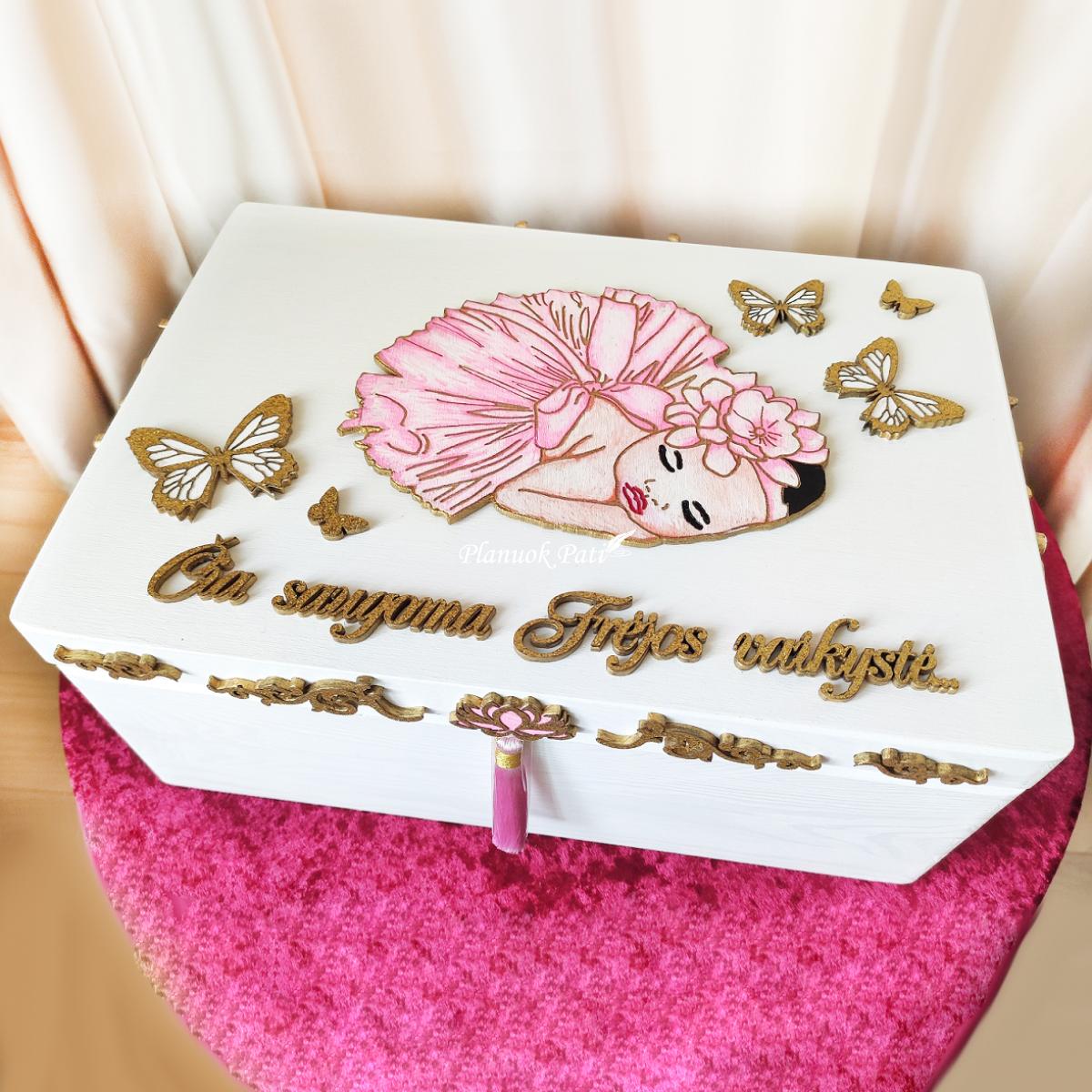 Tapyta krikštadėžė (individualus dizainas)