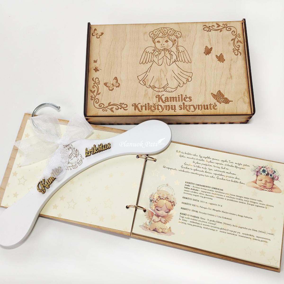 Krikštynų knyga (su anketomis svečiams)