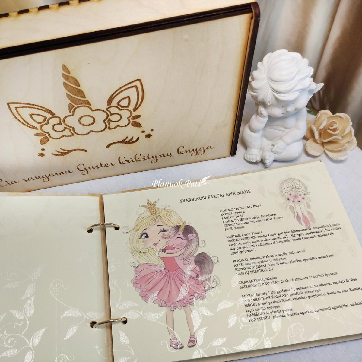 Krikštynų knyga (su anketomis svečiams)