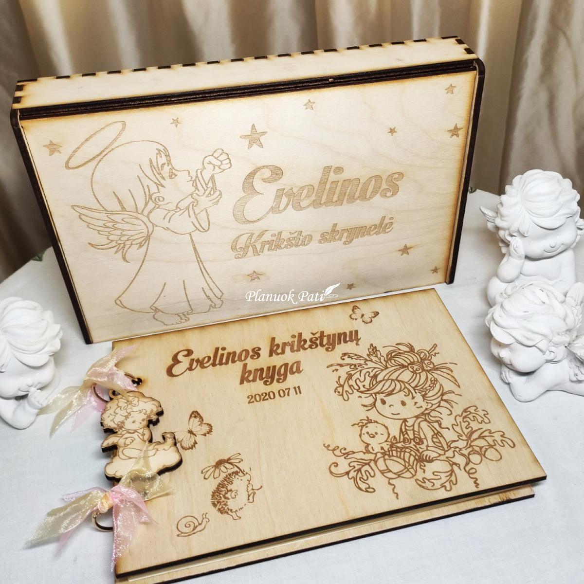 Krikštynų knyga (su anketomis svečiams)