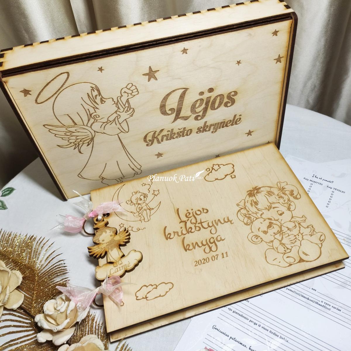 Krikštynų knyga (su anketomis svečiams)