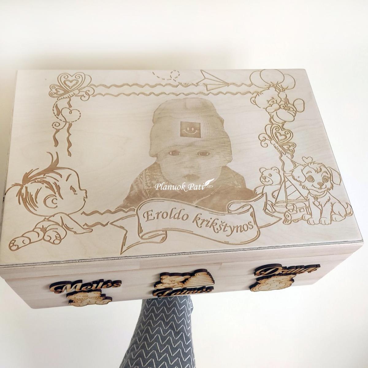 Krikštadėžė - prisiminimų skrynelė su graviruota nuotrauka