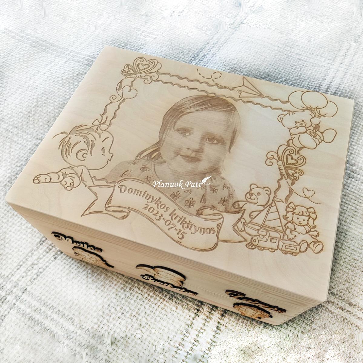 Krikštadėžė - prisiminimų skrynelė su graviruota nuotrauka