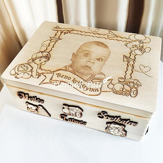 Krikštadėžė - prisiminimų skrynelė su graviruota nuotrauka
