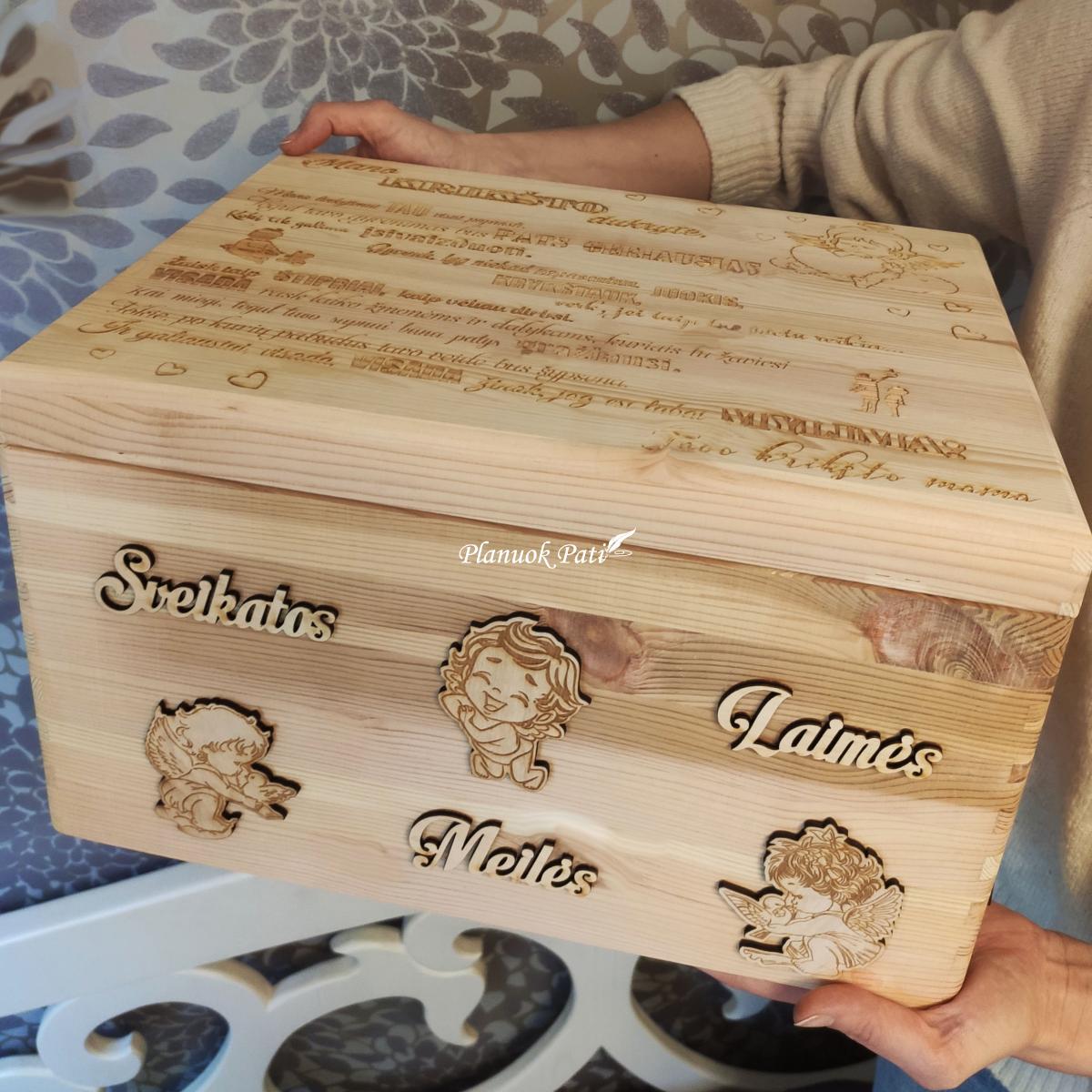 Prisiminimų skrynia sūnui ar dukrai