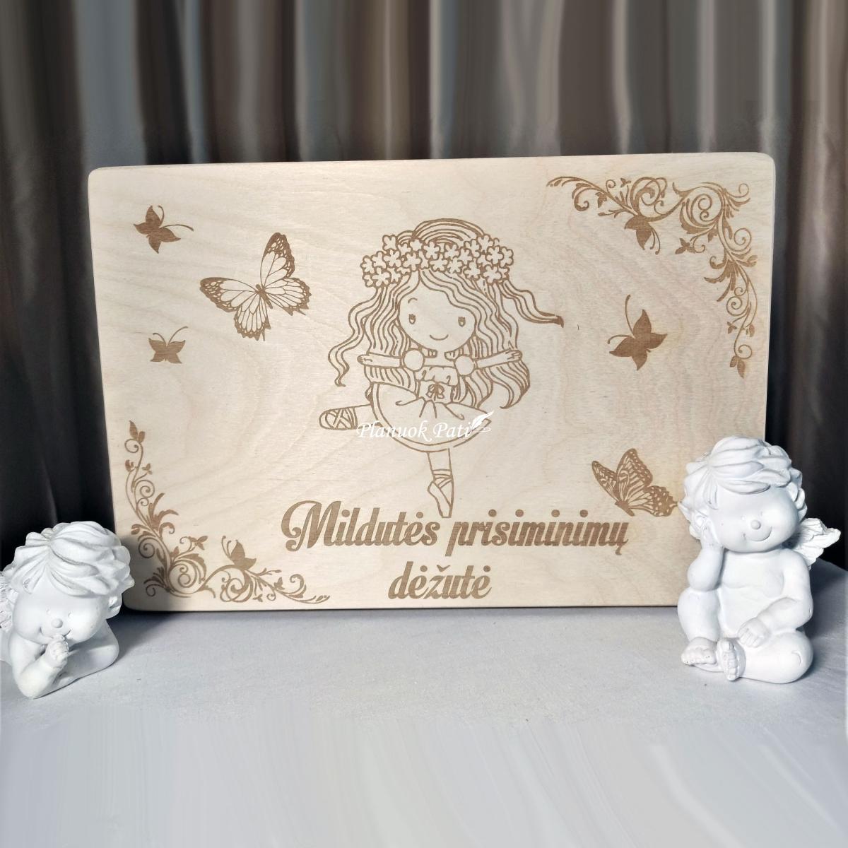 Krikštadėžė - prisiminimų skrynelė (35x24x15cm)